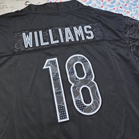 Nike Caleb Williams Chicago Jersey No. 18 - Picture 6 of 6